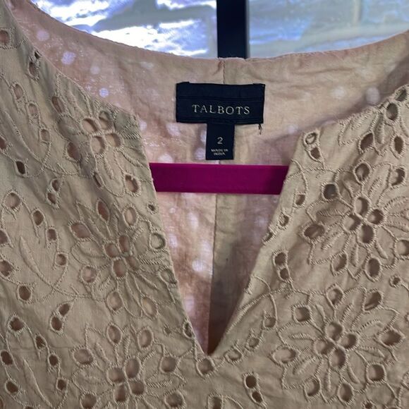🔵Talbots Tan Embellished Tank Top Blouse size 2 - Picture 3 of 6